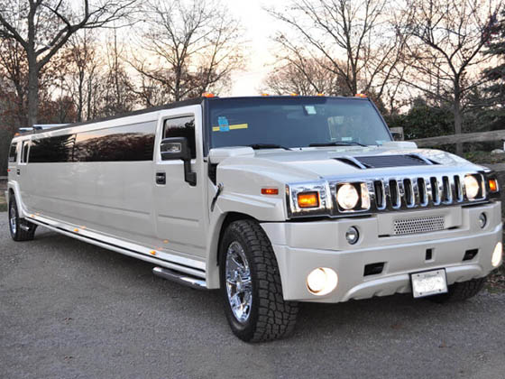 stretch hummer